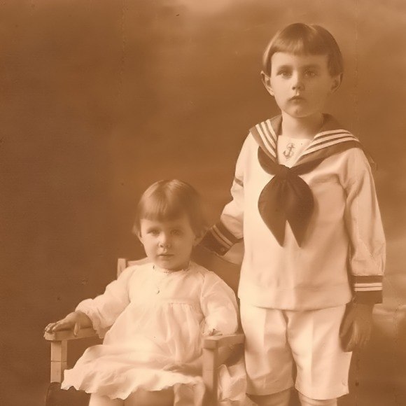 Meet your Posher, Nancy - Picture 1 of 1